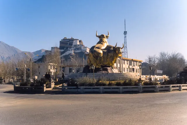 Impressions from Lhasa, the capital of Tibet