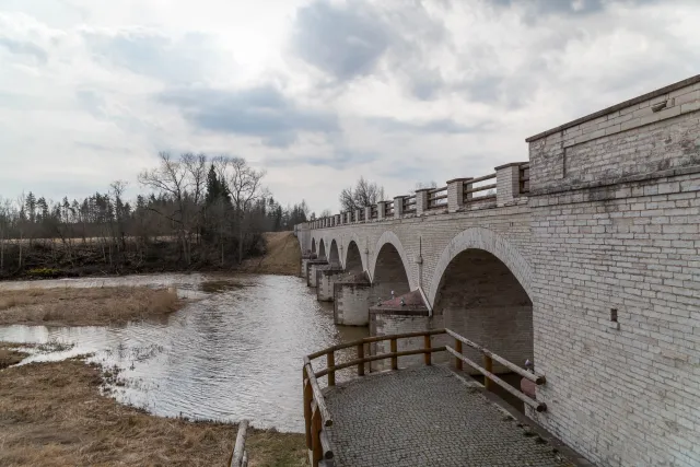 Die Brücke von Konuvere