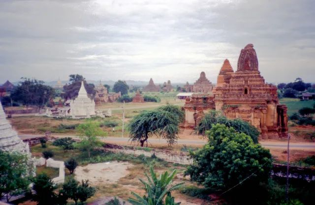 Tempel in der Ebene von Bagan