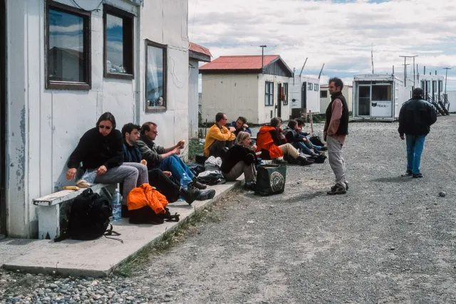 Waiting for the bus to Ushuaia