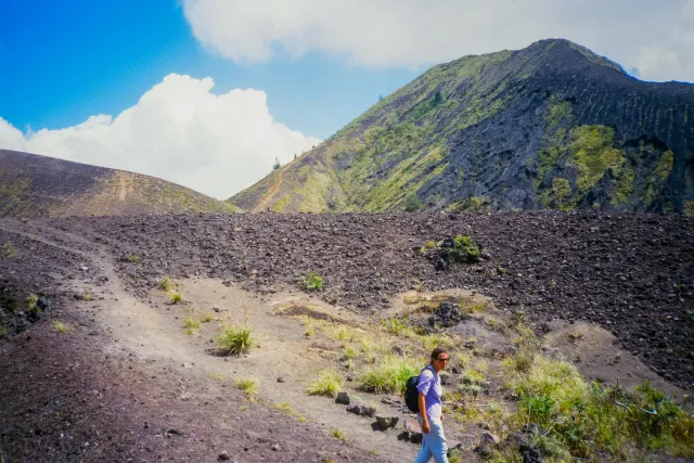 The descent from the Batur