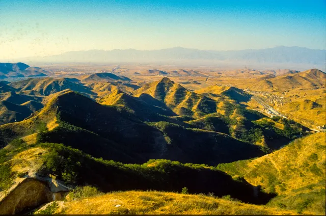 DThe Great Wall in northern China