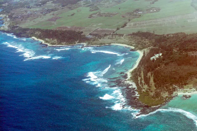 Die Küste von Mauritius vom Flugzeug aus