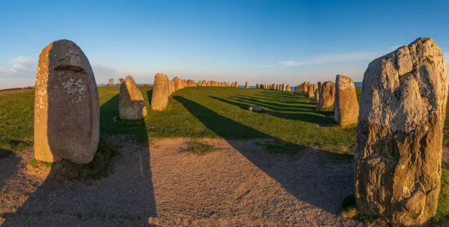 Ales stenar mit Schatten