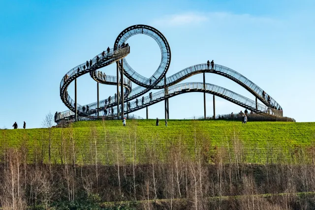 Tiger and Turtle bei Tag auf der Heinrich-Hildebrand-Höhe in Duisburg