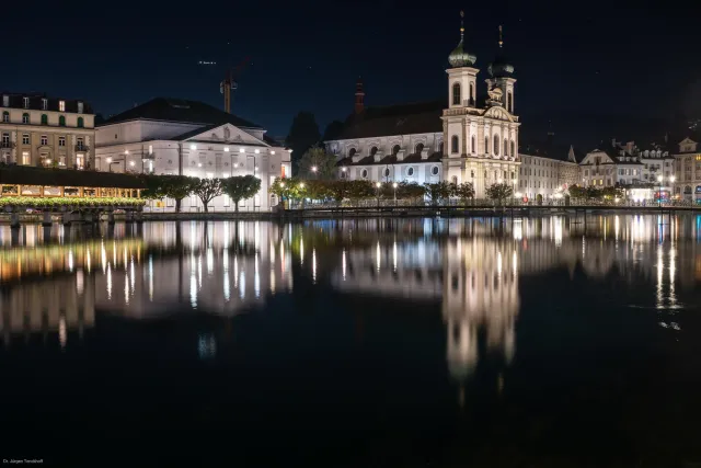 Die Jesuitenkirche St. Franz Xaver an der Reuss in Luzern